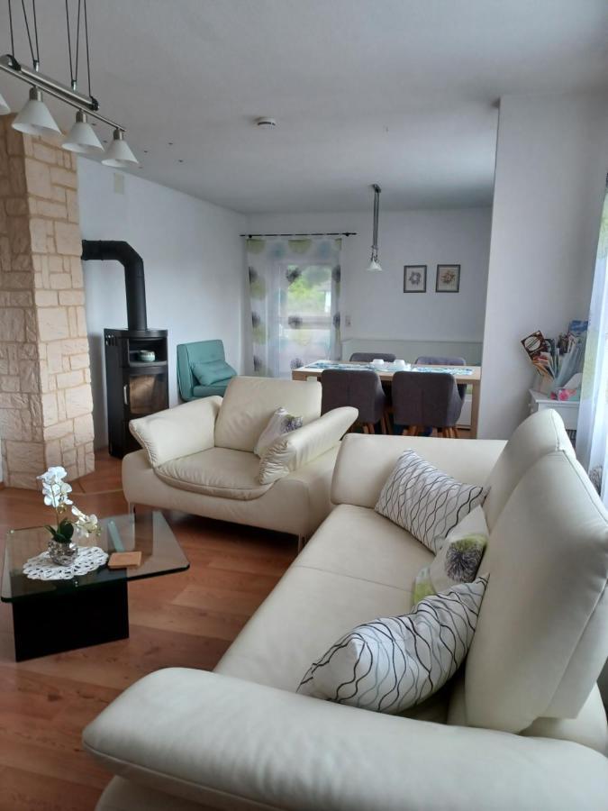 Ferienwohnung Landsburgblick Neuental Екстериор снимка
